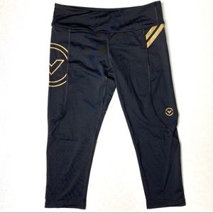 VIRUS Black and Gold Crop Leggings